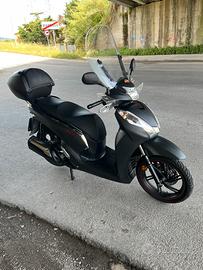 Honda sh 300 abs sport