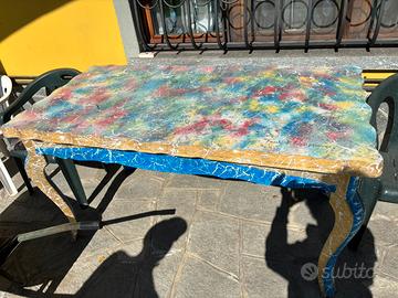 Tavolo Unico Dipinto a Mano – Opera d’Arte