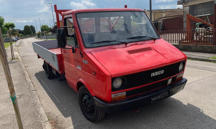 Iveco Daily 30.8 2.5 Diesel Combi 9 p.ti