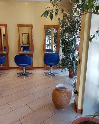Postazioni con specchio Parrucchiere