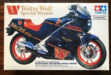 Suzuki rg250 walter wolf tamiya