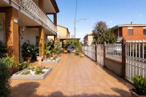 CASA SEMINDIPENDENTE A TERNI