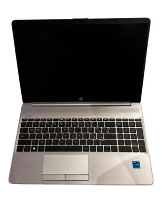 Computer Portatile HP 250 G8 - Intel Core I7