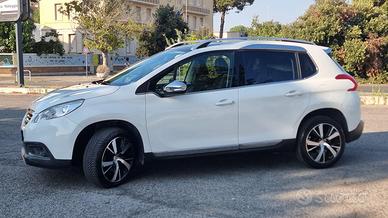 Peugeot 2008 1.6 e-HDi 115 CV FÉLINE – 6 Marce