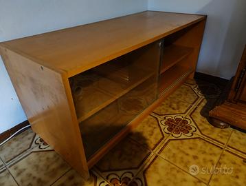 Mobile porta TV o alta fedeltà