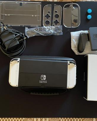 Nintendo Switch OLED Bianca