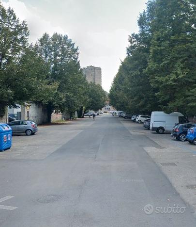 Ampio bilocale in zona vicenza con balcone posto a