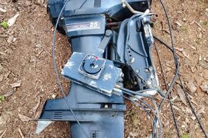 Motore barca con documenti prezzo trattabile