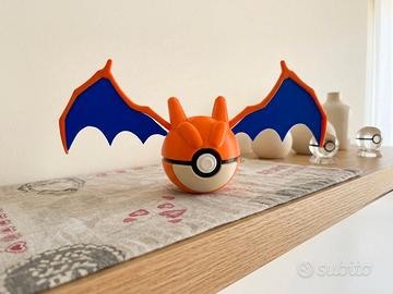 Poké Ball Charizard stampato in 3D 