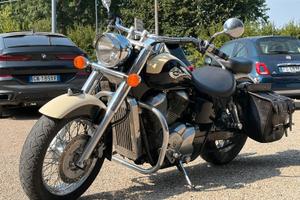 Honda Shadow 750 AMERICAN CLASSIC EDITION