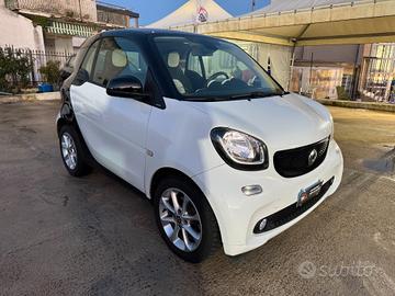 Smart ForTwo 1000 62 kW coupé passion