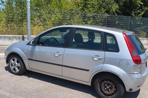 Ford Fiesta 2005 1.2 benzina 