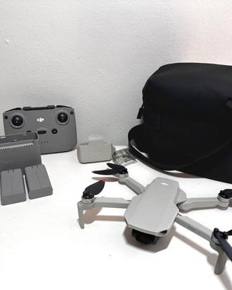 DJI Mini 4K Fly More Combo – 3 batterie, perfetto,