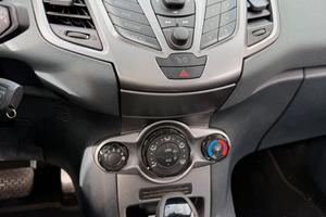 Ford Firsta 1400cc impianto GPL cambio Automatico