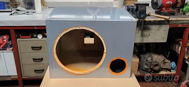 Box bass reflex 50x37x47 per subwoofer da 32cm