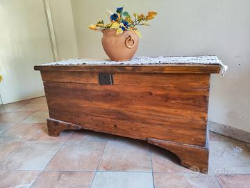 Cassapanca antica fine '800