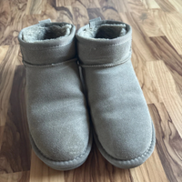 Ugg ultramini