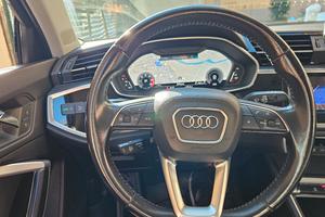 AUDI Q3 35 TDI S tronic Business Advanced
