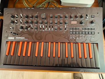 Korrg Minilogue Bass