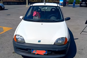 autovettura fiat 600