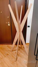 Appendiabiti da terra di design, Emma a 4 braccia