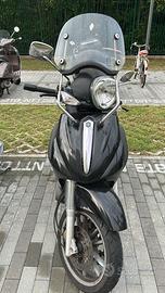 Piaggio Beverly 500