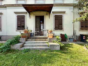 Verbania - Intra, trilocale in nuda proprietà con