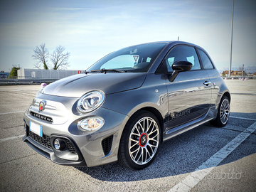 Abarth 595 tagliandata, gommata e revisionata