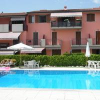 Appartamento Mavi centro Bardolino con piscina