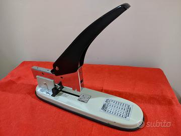 Spillatrice Genmes Heavy Duty Stapler E01L