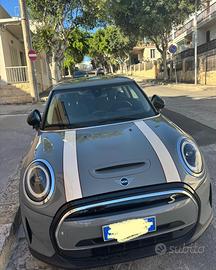 MINI Cooper Se Essential Trim 05/2021 Grigio Crema