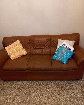 divano 3 posti tipo pelle