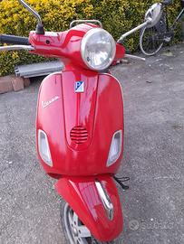 vespa 125lx  