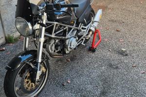 ducati monster 600 2001