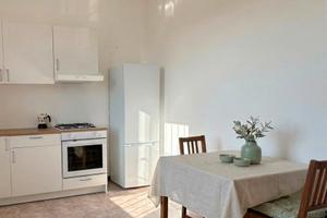 Stanza in appartamento ristrutturato