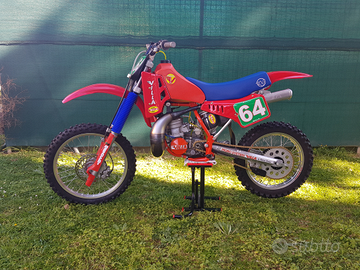 Moto VILLA. le tre moto in blocco a 8000