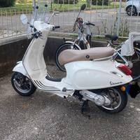 Vespa primavera 50