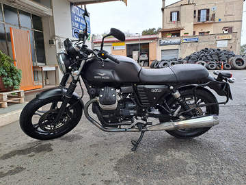 Moto Guzzi V7 Stone II