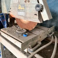 Tagliabordi mattoni e piastrelle