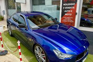 Maserati Ghibli SQ4 MOTORE FERRARI