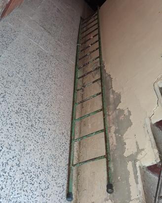 Scala fissa in ferro