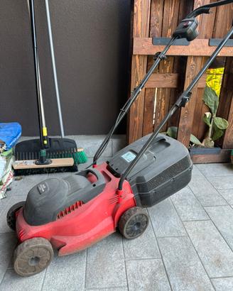 Tagliaerba elettrico MTD Smart 32 E 1000W