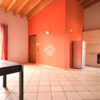 2 LOCALI A MONTIRONE