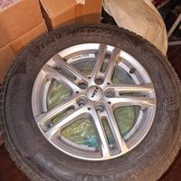 Gomme invernali 215/65 R16 con cerchi in lega