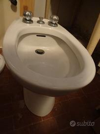 Bidet con grande vaso