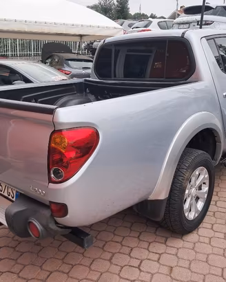 MITSUBISHI L200 d.c. 180 cv, gancio tr.