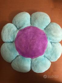 Cuscino a forma di fiore