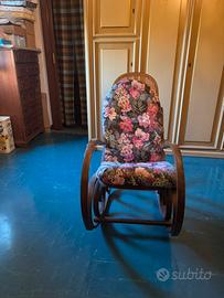 Sedia a dondolo vintage