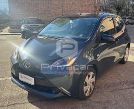 TOYOTA Aygo 1.0 VVT-i 69 CV 5 porte x-play