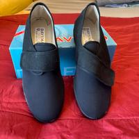Scarpe post-operatorio n.41 – praticamente nuove